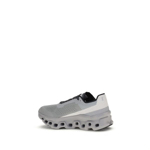 Graue Polyester-Sportschuhe
