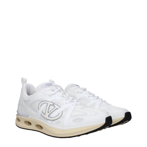 Weißer Stoff Sportliche Turnschuhe