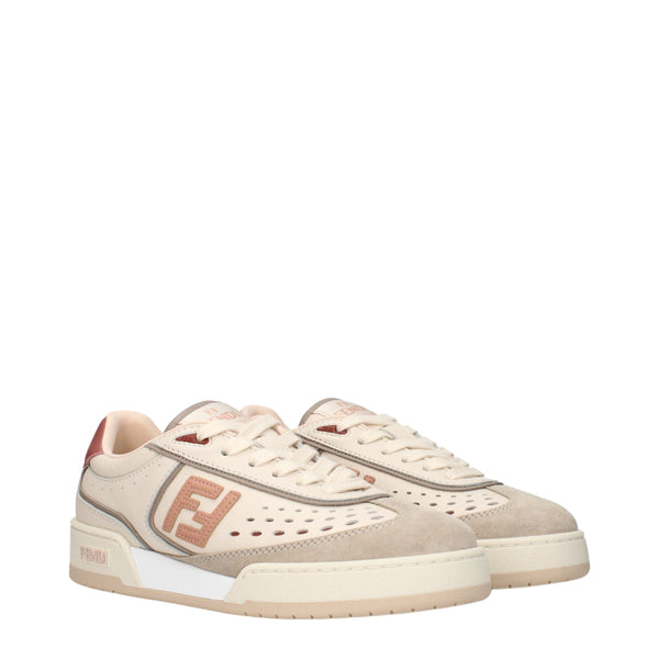 Beigefarbene Leder-Sneaker mit niedrigem Schaft