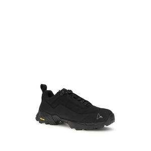 Schwarze Polyamid-Sportschuhe