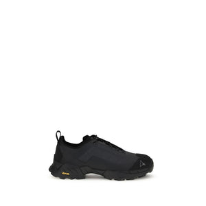 Schwarze Polyamid-Sportschuhe