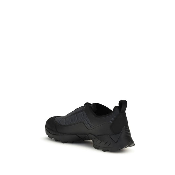 Schwarze Polyamid-Sportschuhe
