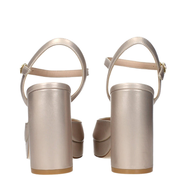 Beigefarbene Leder-Plateau-Sandalen