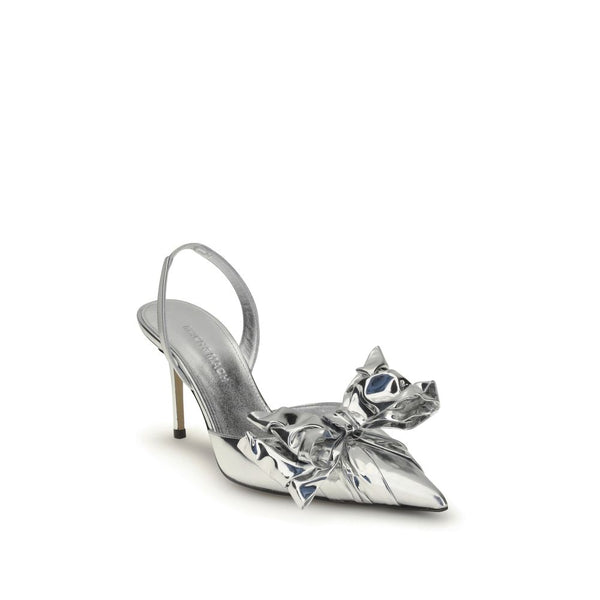 Silberne Lederpumps mit hohem Absatz