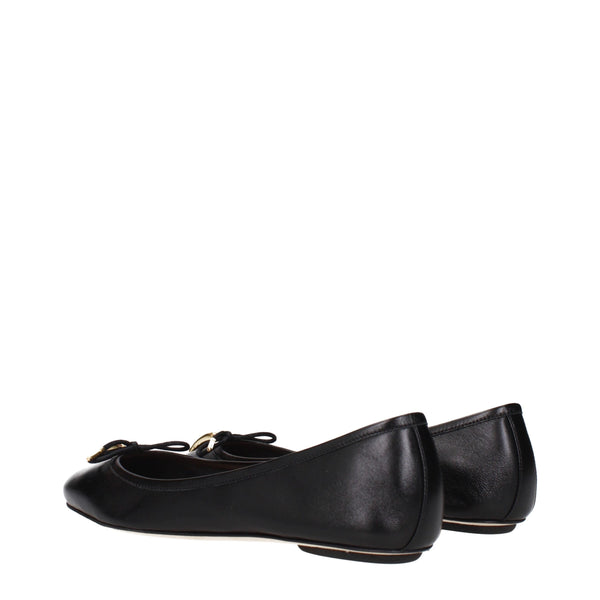 Schwarze Leder-Ballett-Flats