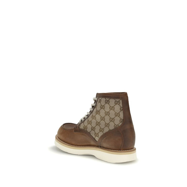 Braune Leder-Schnürstiefel