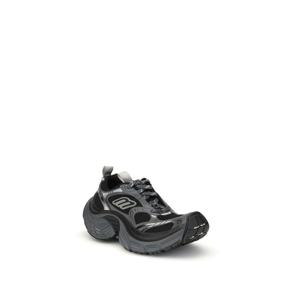 Schwarze Polyethylen-Sportschuhe