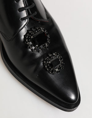 Derby-Schuhe aus schwarzem Leder mit Juwelen und Kristallen