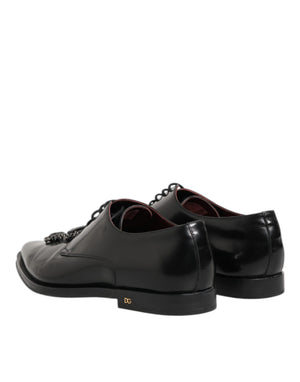Derby-Schuhe aus schwarzem Leder mit Juwelen und Kristallen