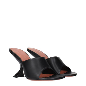 Schwarze Leder-Stilettos mit Pfennigabsatz
