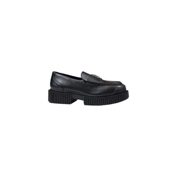 Schwarze Leder-Plateau-Pumps