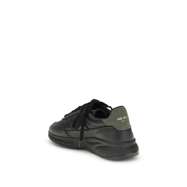 Schwarze Leder-Sportschuhe