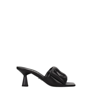 Schwarze Leder-Plateau-Sandalen