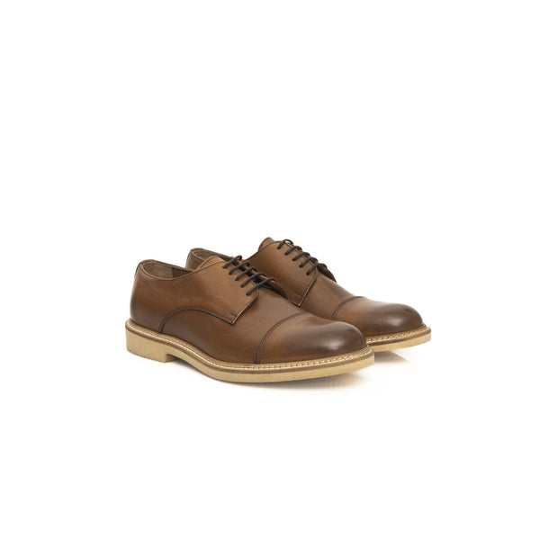 Brauner Kalbsleder-Derby-Schuh für Männer