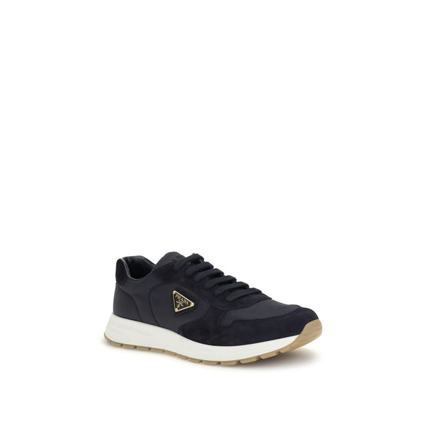 Sportliche Sneaker aus recyceltem Polyamid in Blau