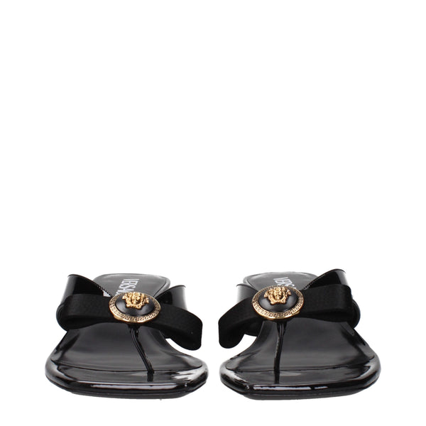 Schwarze Leder-Stilettos mit hohen Absätzen
