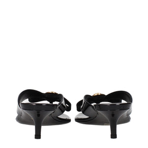 Schwarze Leder-Stilettos mit hohen Absätzen