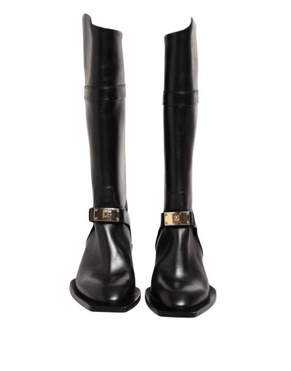 Schwarzes Logo Plaque Over The Calf Stiefel Schuhe