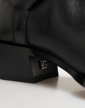 Schwarzes Logo Plaque Over The Calf Stiefel Schuhe