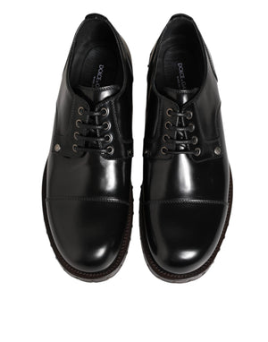 Schwarzes Leder beschlagene Männer formelle Derby Schuhe