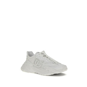 Weiße Polyamid-Sportschuhe