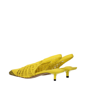 Gelbe Leder-Sandalen mit flacher Sohle