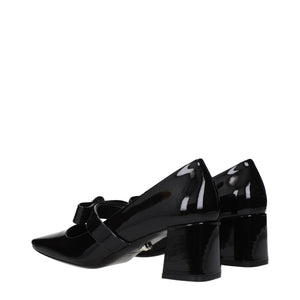Schwarze Leder Pumps mit mittlerem Absatz