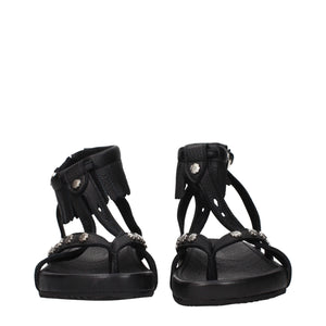 Flache Ledersandalen in Schwarz