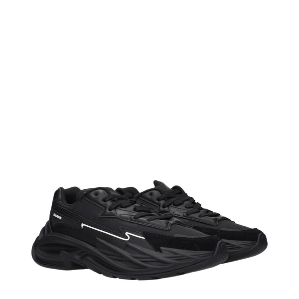 Schwarzes Leder Sportliche Turnschuhe