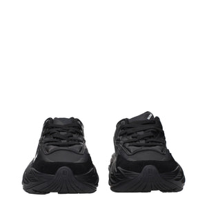 Schwarzes Leder Sportliche Turnschuhe