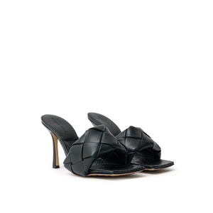 Grüne Leder-Stilettosandalen
