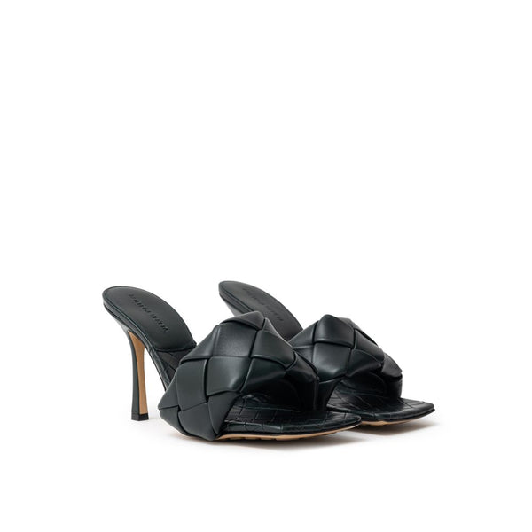 Grüne Leder-Stilettosandalen