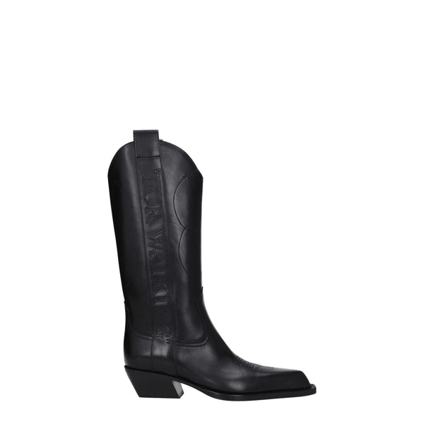 Schwarze Lederstiefel mit hohem Absatz