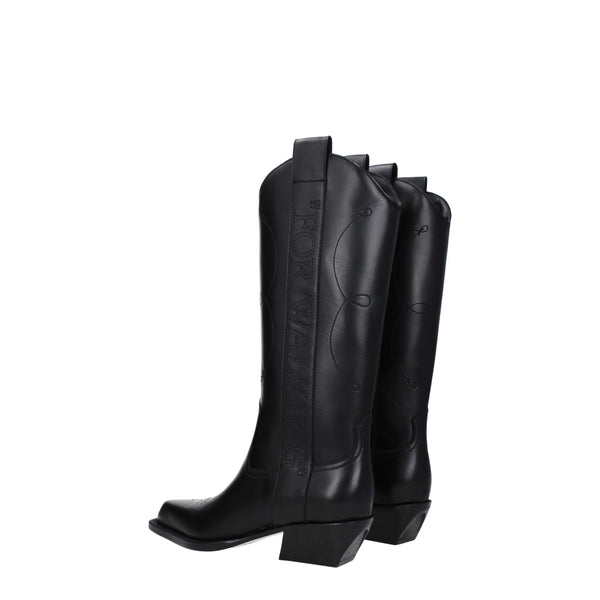 Schwarze Lederstiefel mit hohem Absatz