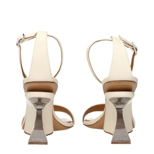 Beigefarbene Ledersandalen mit Plateauabsatz