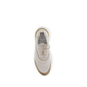 Beigefarbene Baumwoll-Sportschuhe