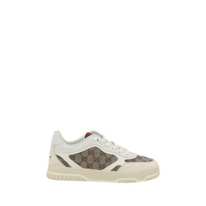 Bunte Sneakers aus Stoff mit niedrigem Schaft