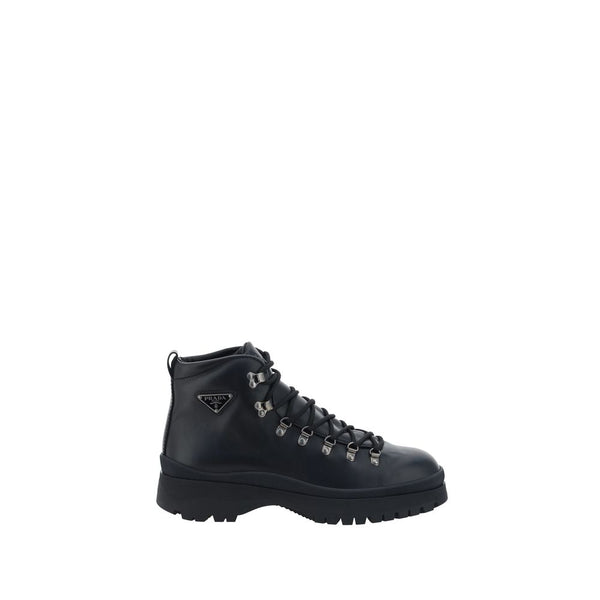 Schwarze Gummistiefel mit Schnürung