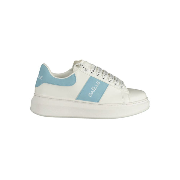 Weißer Polyethylen-Sneaker