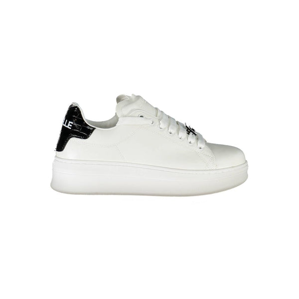Weißer Polyethylen-Sneaker