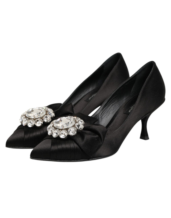 Schwarze Satin-Pumps mit Kristallschleife