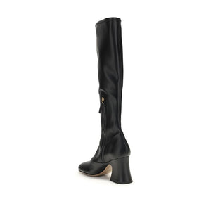 Schwarze Lederstiefel mit hohem Absatz