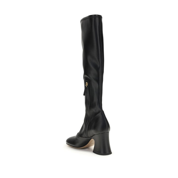 Schwarze Lederstiefel mit hohem Absatz