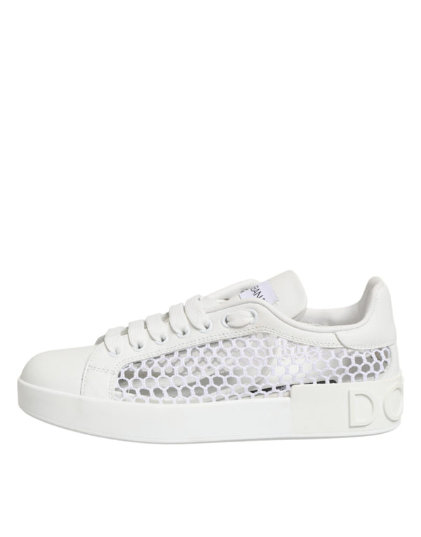 Sneaker mit Mesh-Einsätzen und niedrigem Schaft