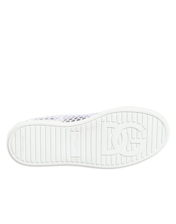 Sneaker mit Mesh-Einsätzen und niedrigem Schaft