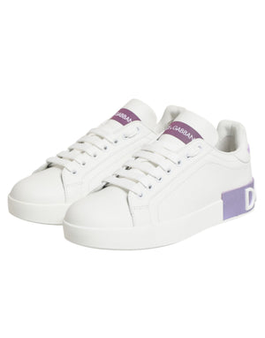 Weiße Sneakers aus Leder mit Lila Akzenten