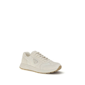 Sneaker aus recyceltem Polyamid in Creme