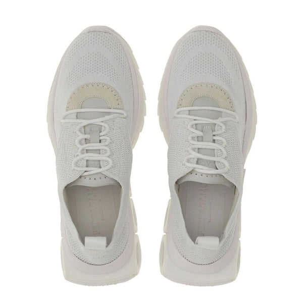 Weiße Nylon-Sportschuhe