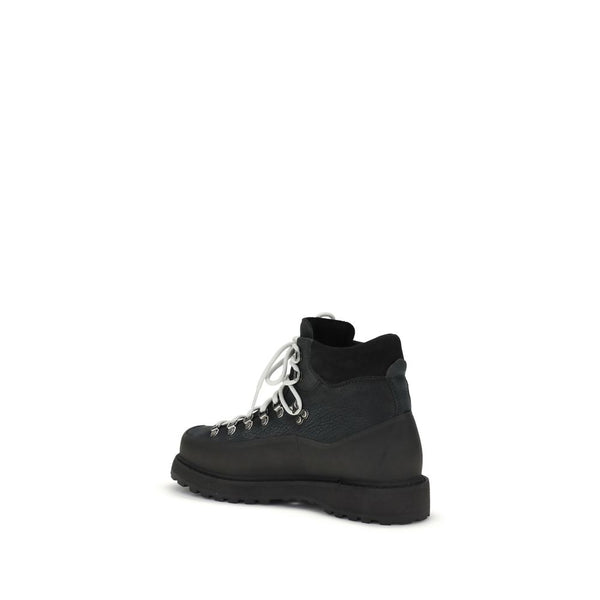 Schwarze Kalbshaut Bos Taurus Schnürstiefel