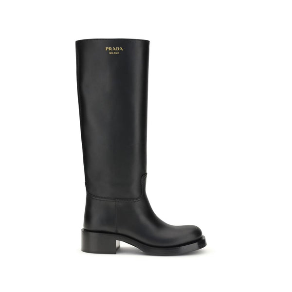 Schwarze Stiefel aus Kalbsleder mit hohem Absatz